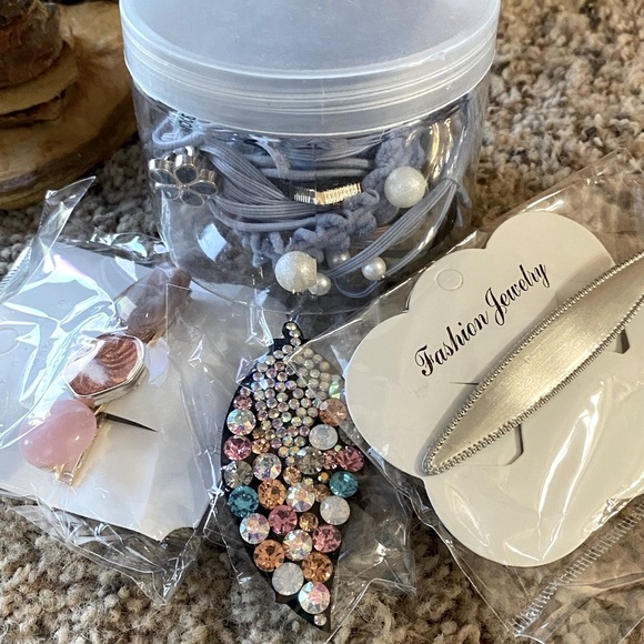 Bundle hair clasp pin barrette ties. NEW. - Picture 8 of 8